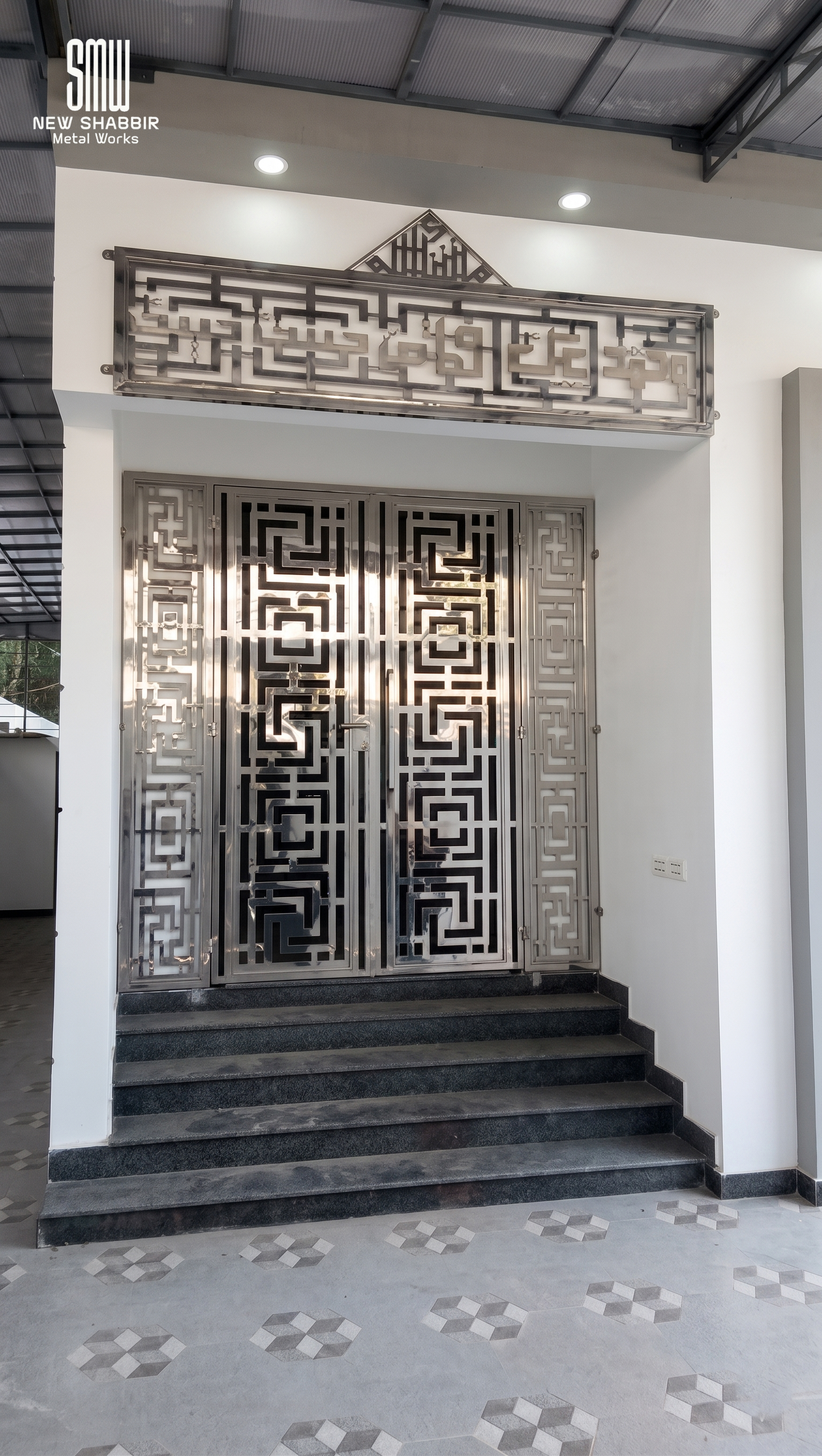 Luxury Main Gate Design - SMW Gallery